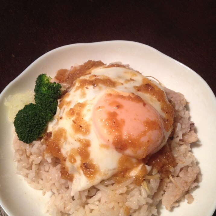 和風ロコモコ丼